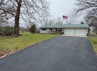 1108 E Clay St, Albany, MO 64402