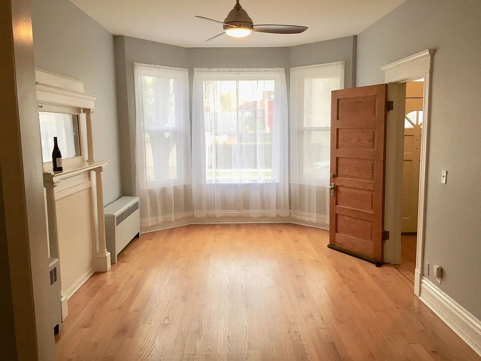 1st image of 3448 W Wrightwood Ave #1