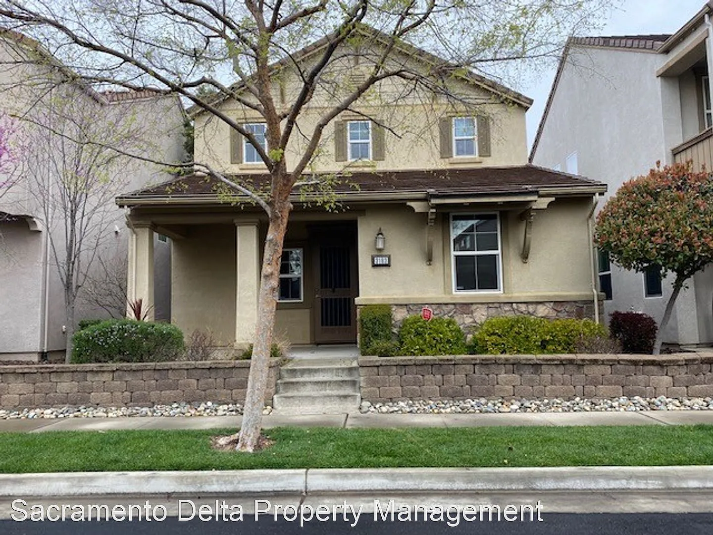 3193 Ardley Dr photo 1
