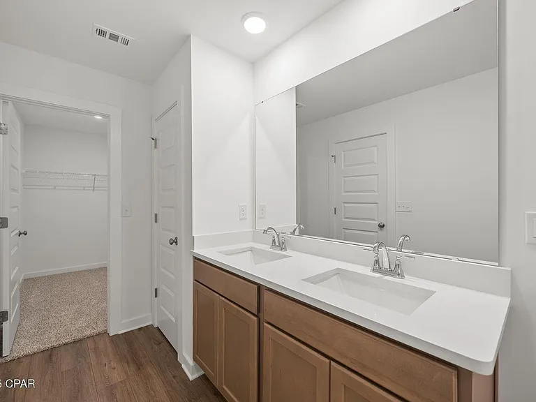 5878 Tyndall Pl — Photo 7