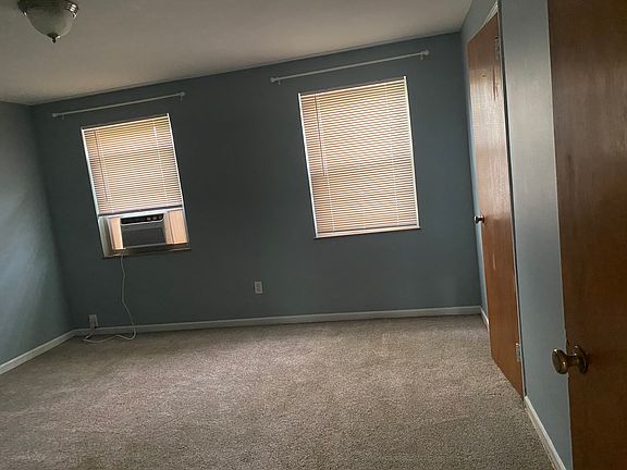 4th image of 1159 W Sells Ave #C
