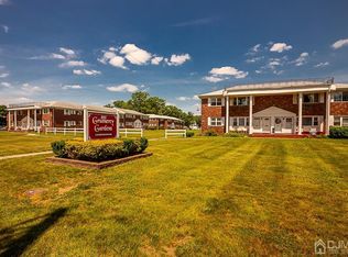 22 Gramercy Gdns, Middlesex, NJ 08846