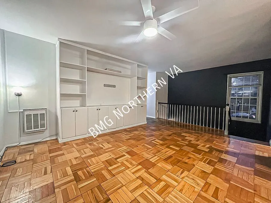 Delightful 1 Bed 1 Bath Unit In Historic Parkfairfax — Photo 4