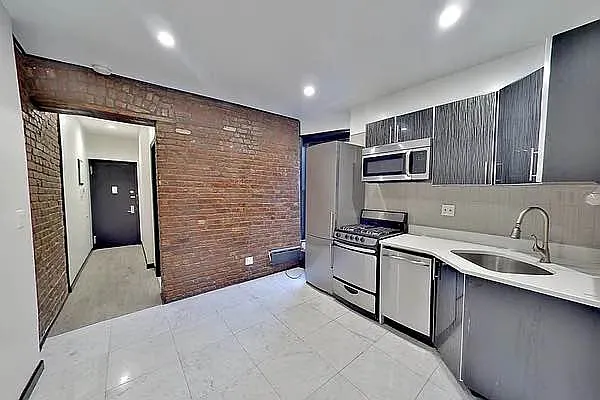 Rented by Oxford Property Group | media 1