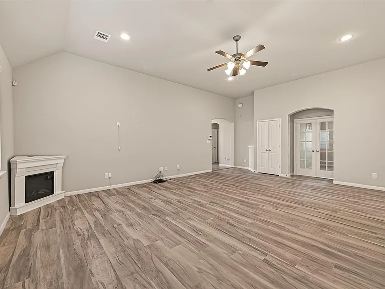 20427 Alpine Meadow Pl — Photo 9
