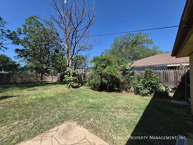 2805 James Louis Dr — Photo 5