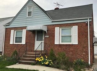 9311 S Highland Ave, Garfield Heights, OH 44125