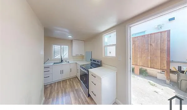 2621 Seminary Ave #B — Photo 2