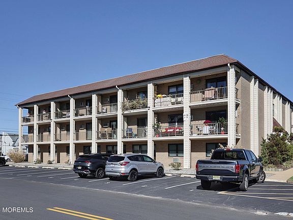 3rd image of 1492 Ocean Ave Unit A9