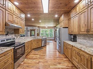 430 Gray Creek Rd, Graysville, TN 37338