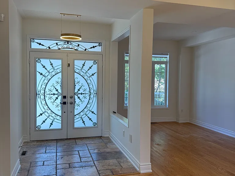39 Emery Hill Blvd — Photo 2