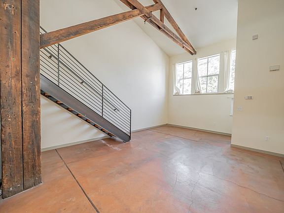 4th image of 400 Derby Ave APT 7