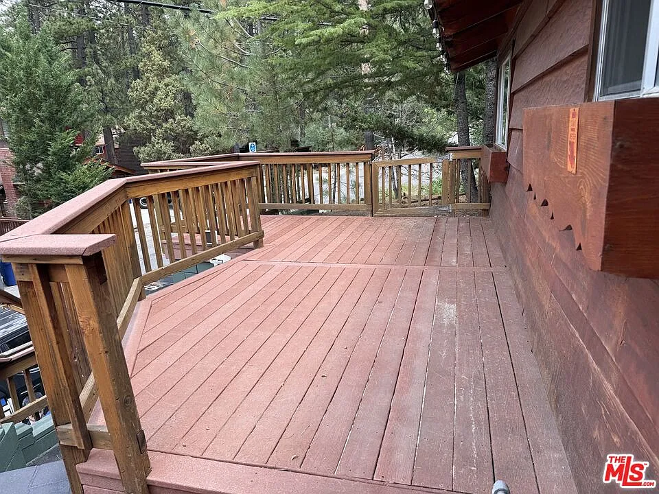 3 bed, 1.0 bath, 1083 sqft, $2,195 — Photo 3