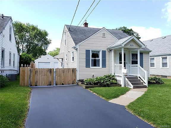 2nd image of 8209 Pershing Ave