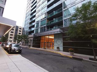 1 Shore Ln APT 606, Jersey City, NJ 07310