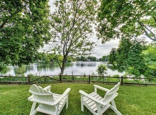 36 Dean St, Mansfield, MA 02048