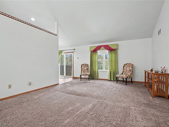 3rd image of 445 E Reserve Dr