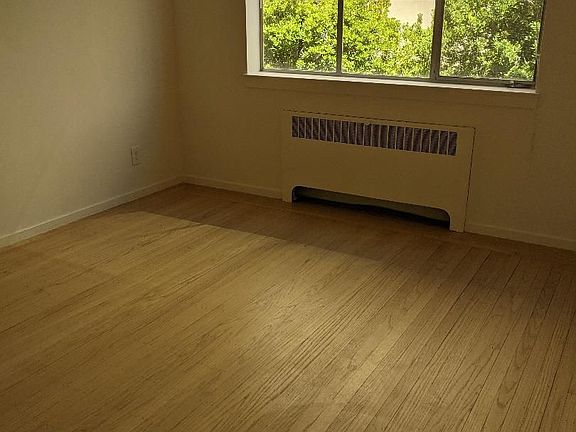 2nd image of 46 W 4th Ave APT 106