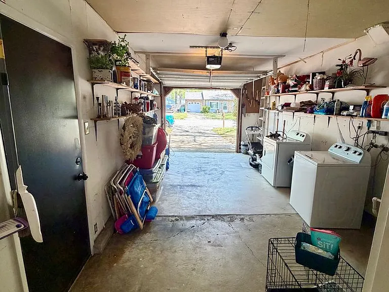 14305 Penrith Ln — Photo 19