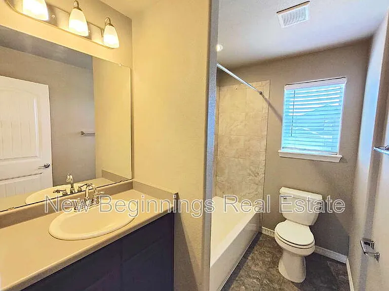 6134 Meadowbank Ln — Photo 22
