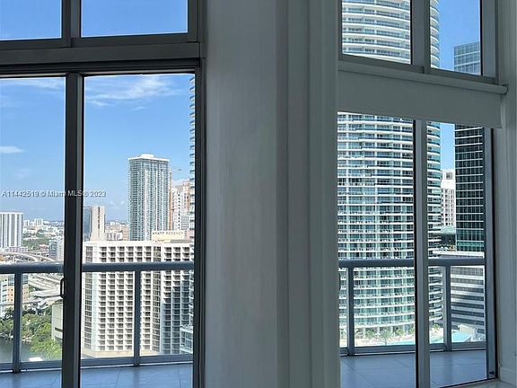 5th image of 465 Brickell Ave APT 2804