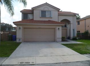 8820 SW 13th St, Hollywood, FL 33025