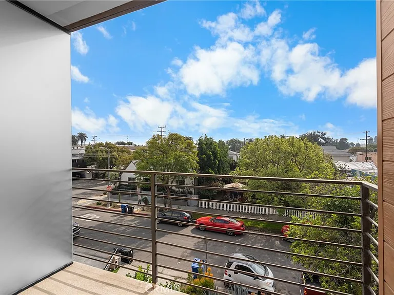 6009 1/2 Barton Ave #6009 — Photo 21