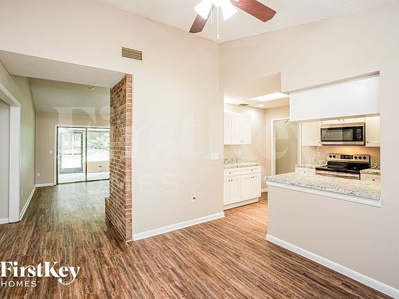 4th image of 6266 Butternut Dr