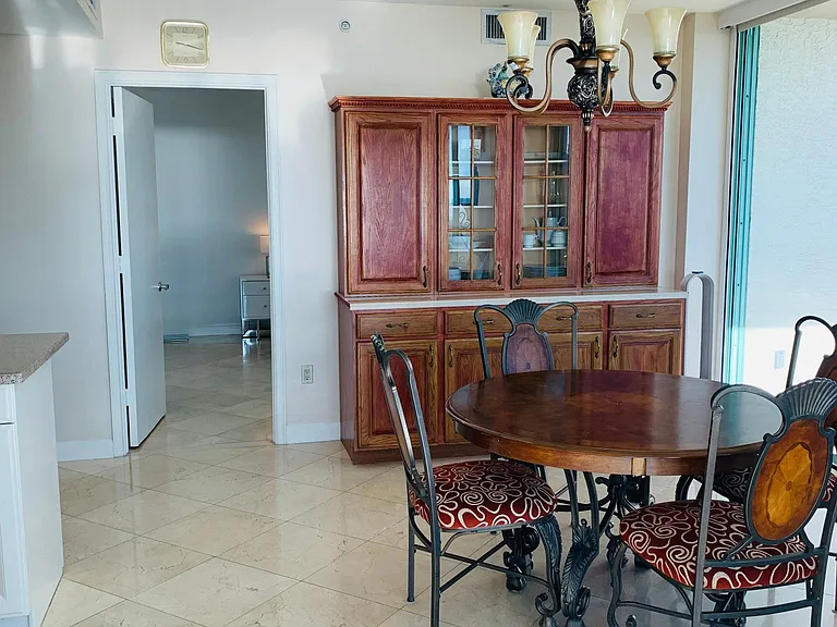 3400 SW 27th Ave #1001 — Photo 31