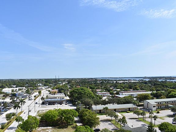 3rd image of 450 N Federal Hwy Unit Penthouse 11
