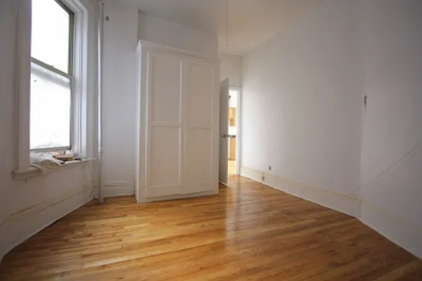 Rented by Citi Habitats | media 35