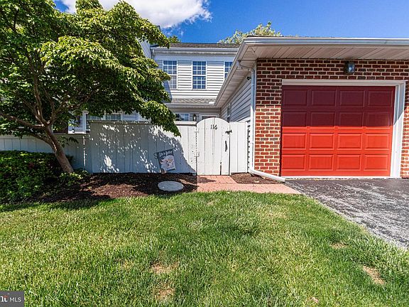 3rd image of 116 Spring Ridge Ct