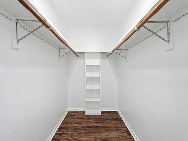 1201 Copper Creek Dr — Photo 18