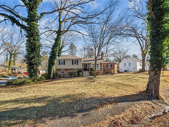 4th image of 7520 Parkline Dr