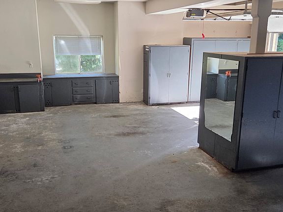 5th image of 20318 SE 146th St