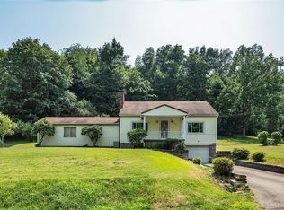 133 Airport Rd, Finleyville, PA 15332