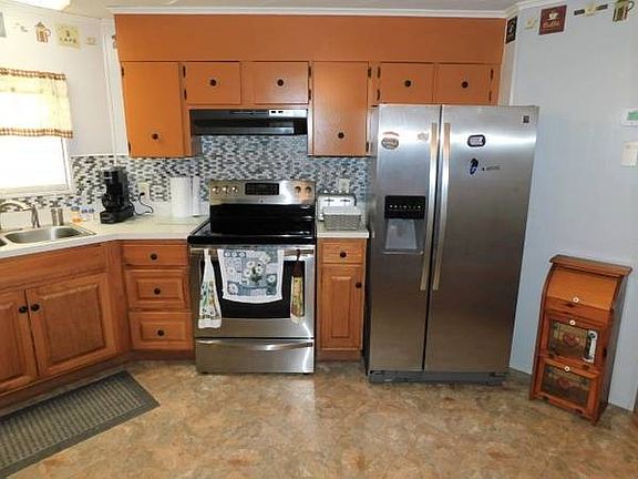5th image of 626 Linda Ln