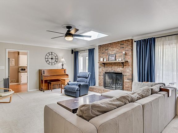 5th image of 2709 Butler Pl