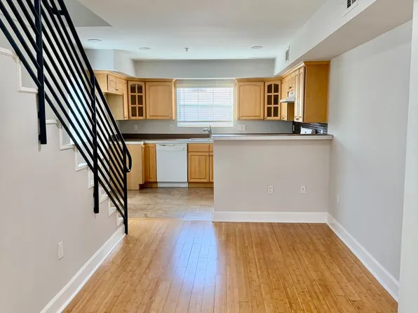 6033 Eleanor Ave, 6033 Eleanor Ave #1, Los Angeles, CA 90038