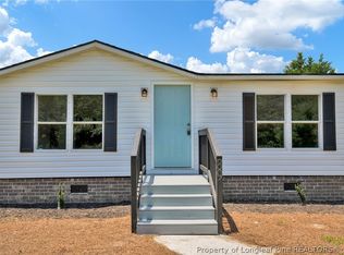 89 Buckhorn Rd, Parkton, NC 28371