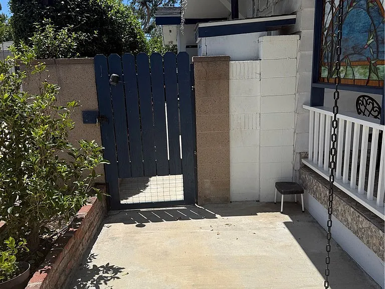 11092 Jerry Ln — Photo 2