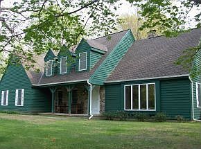 1st image of 302 Northridge Dr