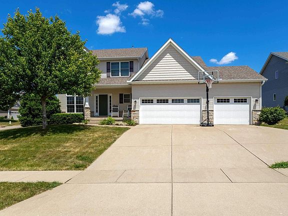 3rd image of 5657 Montana Ct