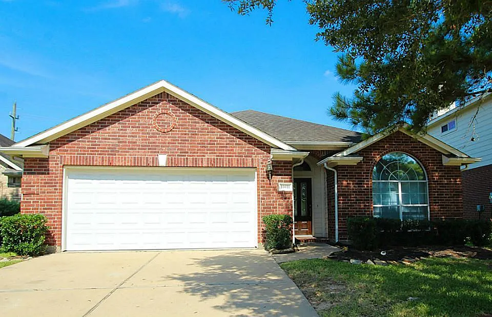 10011 Adobe Dr