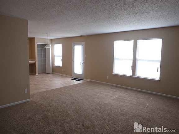 2nd image of 2460 Amberleigh Dr