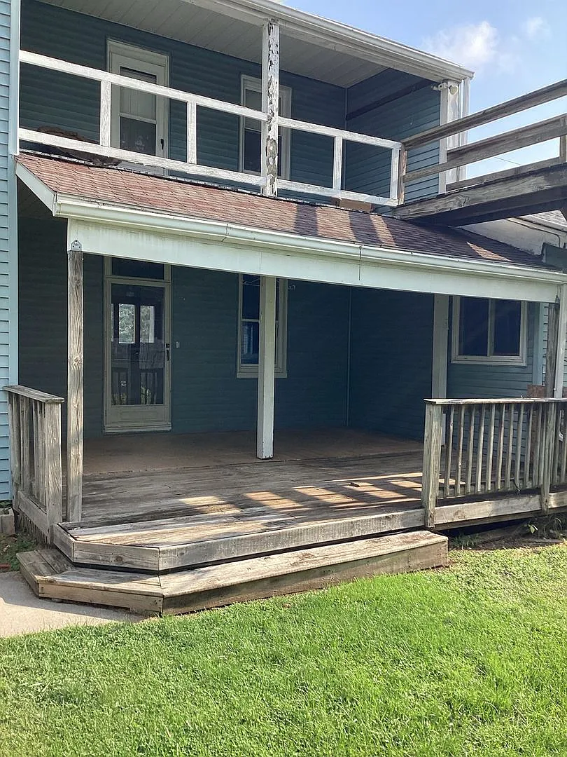 147 S. Main Street — Photo 3