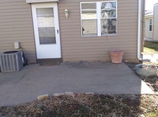 11001 NW Lema Dr, Kansas City, MO 64152