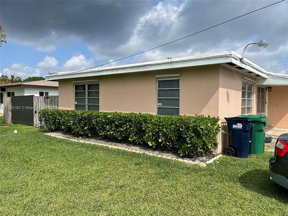 2nd image of 348 SW 80th Ave #348