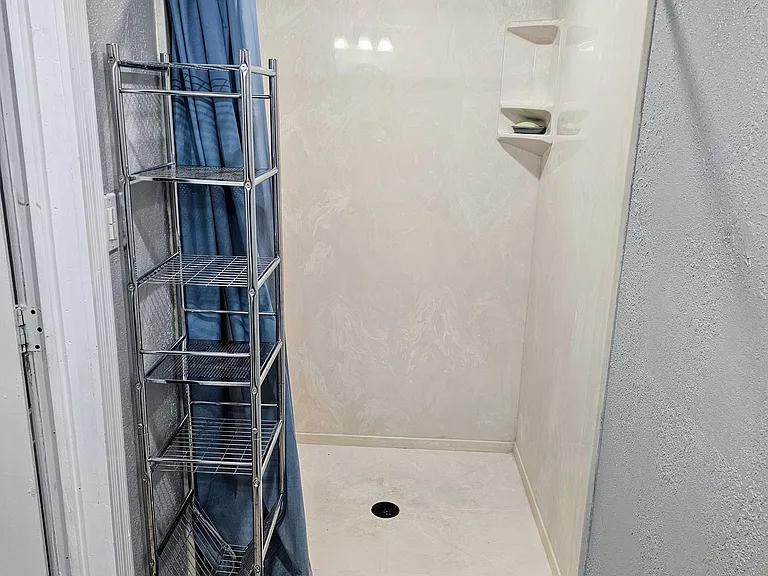 2710 Cansler Dr — Photo 16