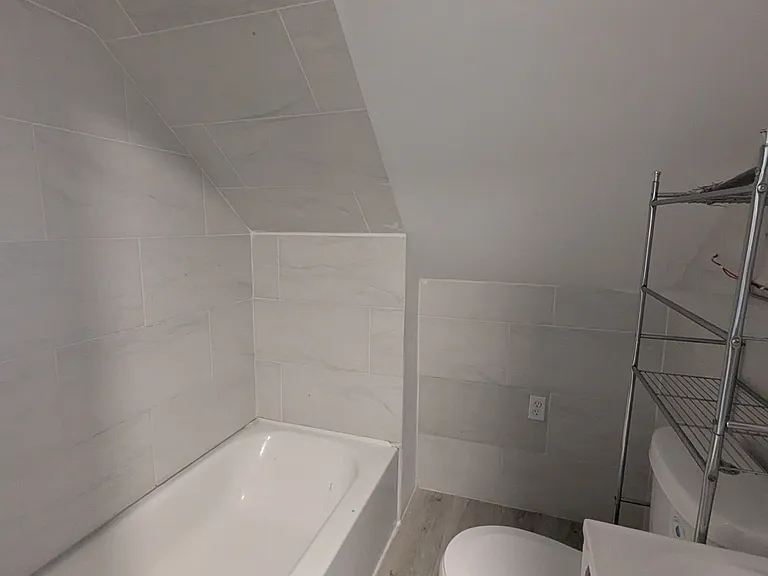 12 Swarthmore Rd — Photo 18